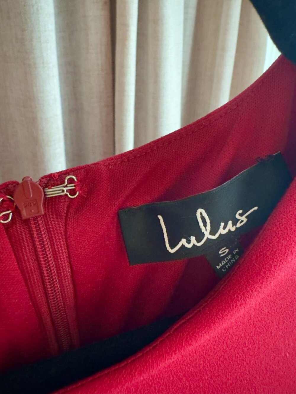 Lulu's Red Sheath Dress Size Small | Gathered Waist | Career Cocktail - Picture 2 of 3